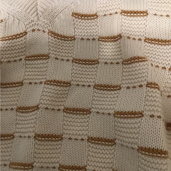 Bebe Organic boys sweater size 8Y - Picture 3 of 3